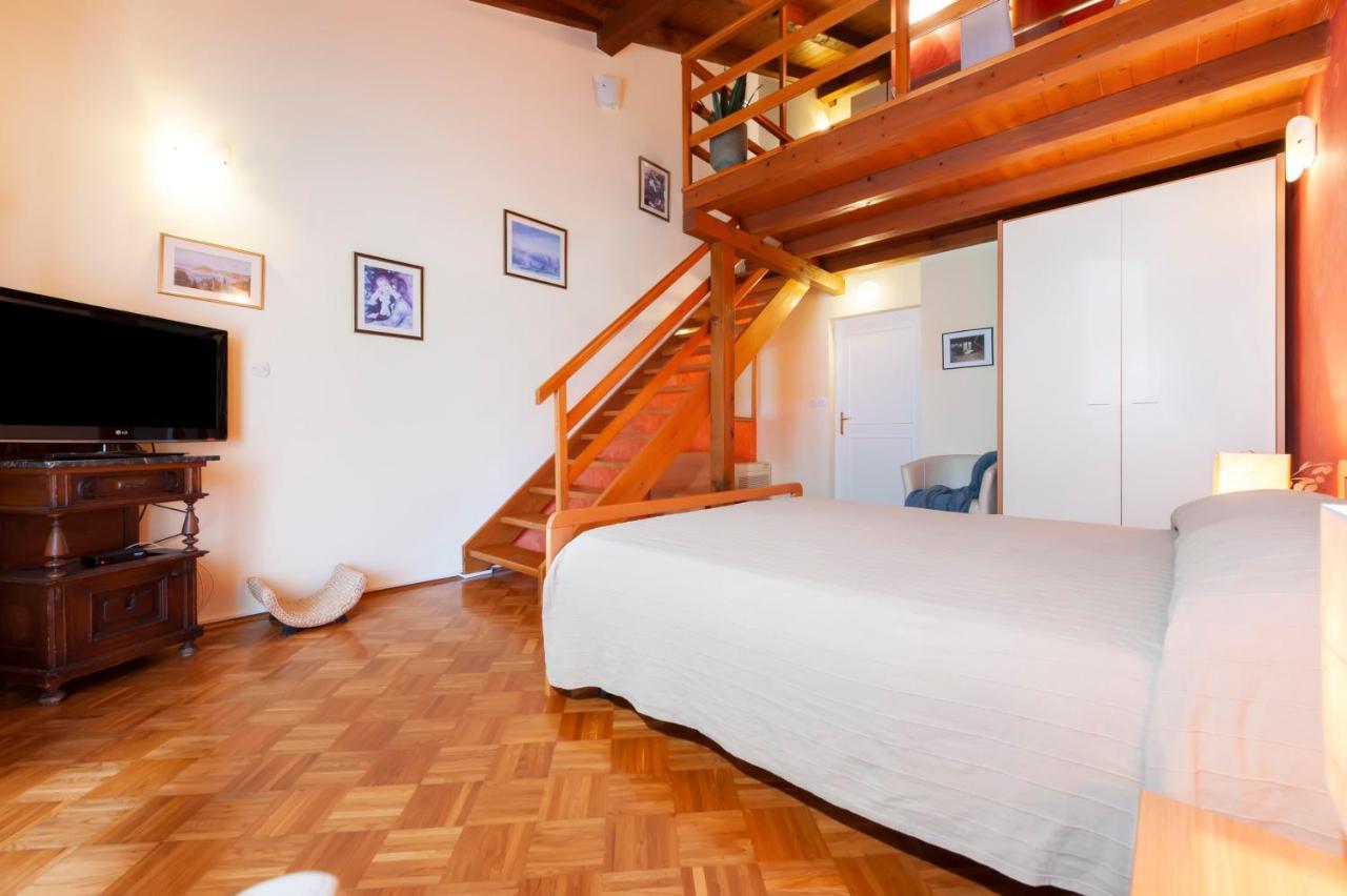 Apartments Villa Rossella 1 Ровінь Екстер'єр фото